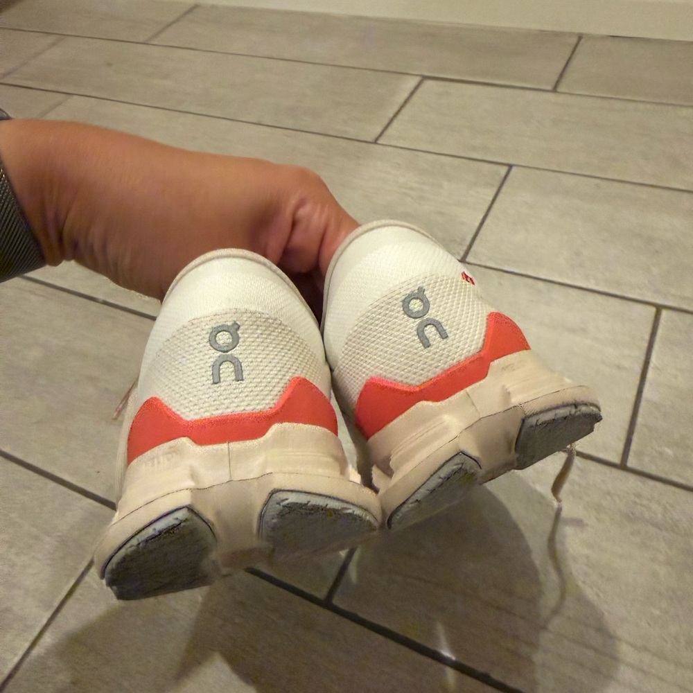 On Cloudswift Women's Running Shoes in Beige with Coral Accent - Picture 5 of 6